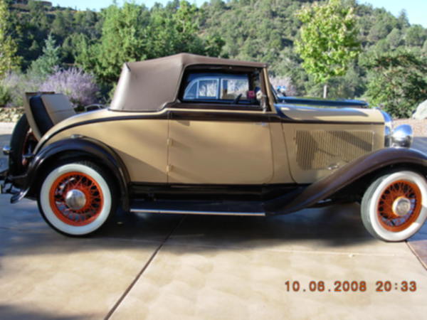1932 Plymouth
